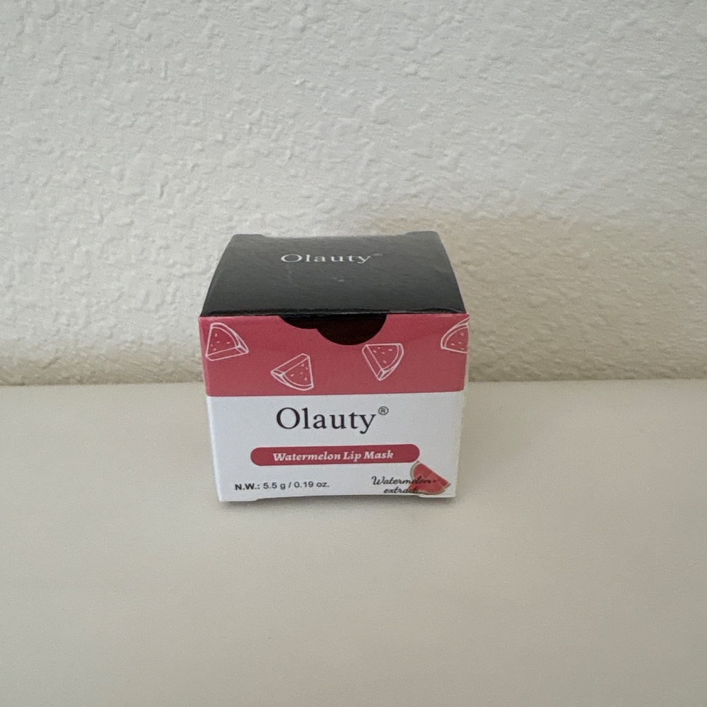 NWT-watermelon lip mask